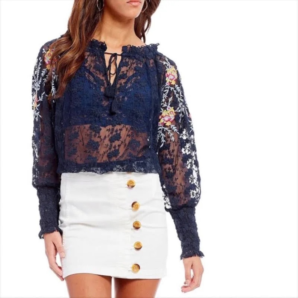 FREE PEOPLE Navy Embroidered JUBILEE Lace Peasant Top NWT XS